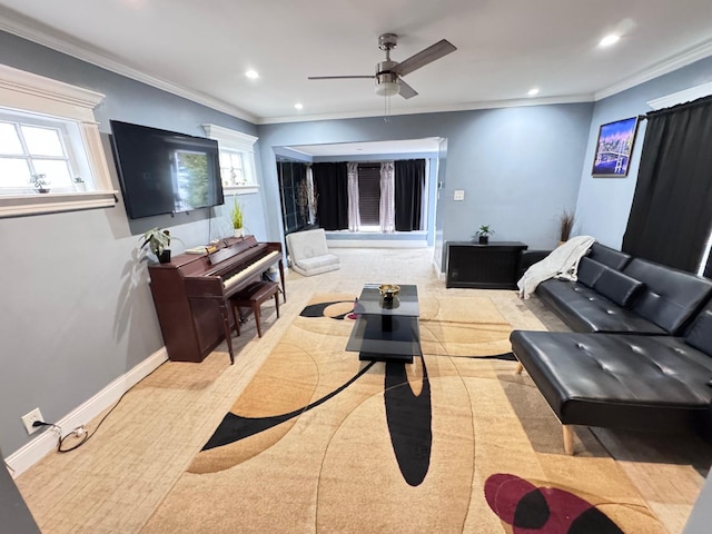 living room featuring recessed lighting, crown molding, baseboards, and ceiling fan