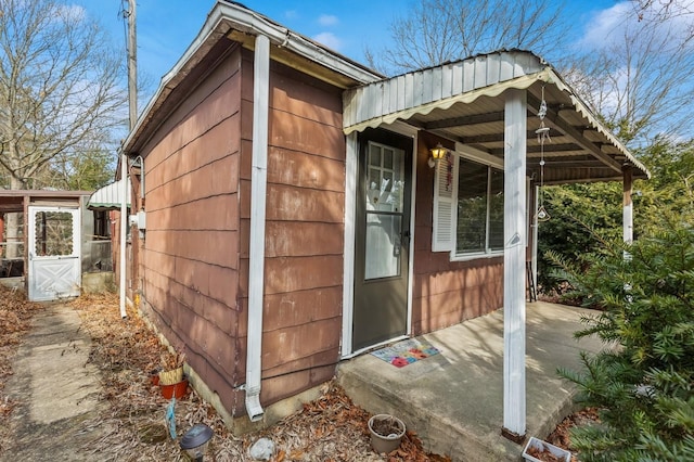 view of outbuilding