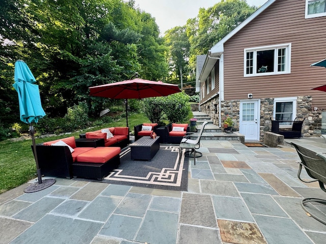 view of patio featuring an outdoor hangout area