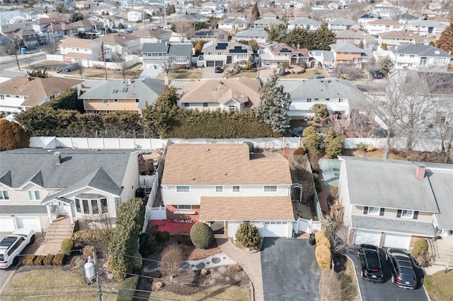 birds eye view of property featuring a residential view