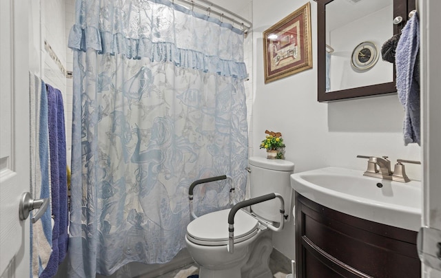 full bathroom with a shower with curtain, vanity, and toilet