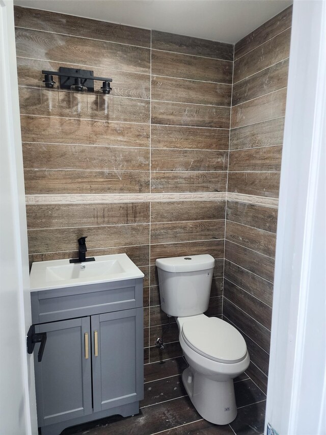 274 S10Th St, Lindenhurst, NY 11757 - photo 5