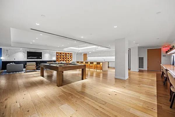 recreation room featuring recessed lighting, billiards, and light wood-style flooring