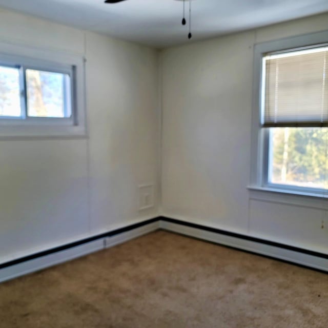 spare room with carpet flooring