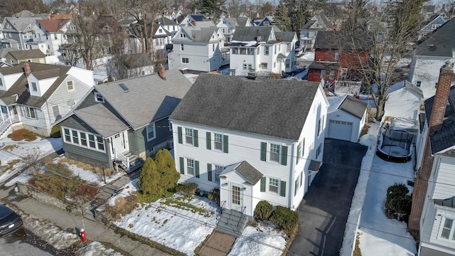 birds eye view of property featuring a residential view