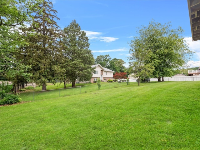 215 Old Haverstraw Rd, Congers, NY 10920 - view of yard