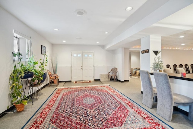 entrance foyer featuring recessed lighting