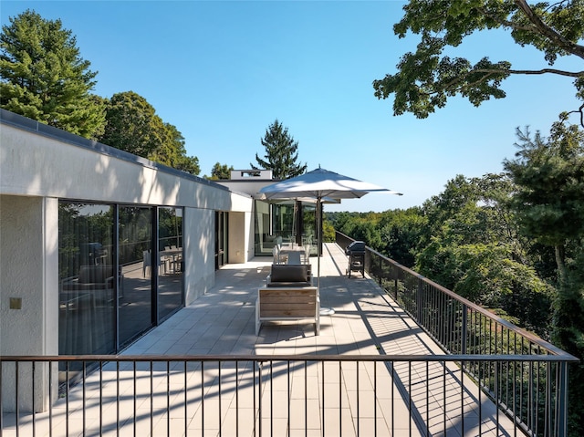 view of patio featuring grilling area