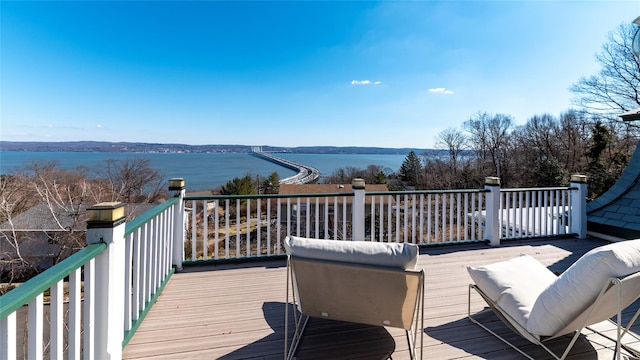 71 Old Mountain Rd S, Nyack, NY 10960 - deck with a water view