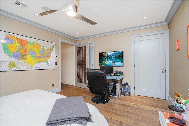 86 Gaylord Dr S, Brooklyn, NY 11234 - bedroom with light wood finished floors, baseboards, visible vents, and crown molding