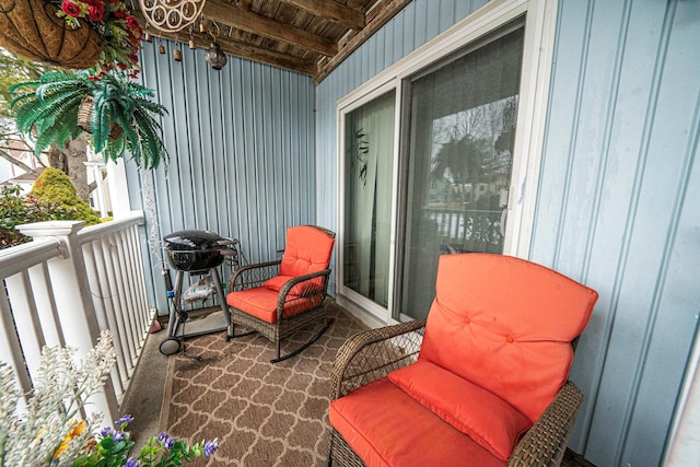 balcony with a sunroom