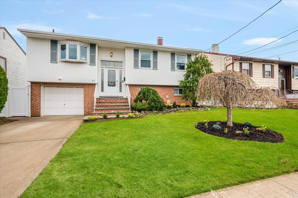 92 E First St, Freeport, NY 11520 - photo 1