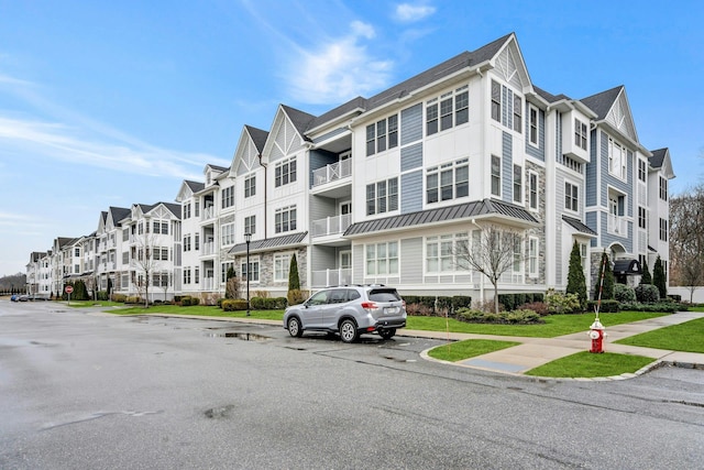 view of property with a residential view