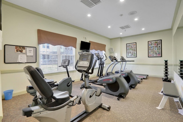 gym featuring ornamental molding, recessed lighting, visible vents, and baseboards