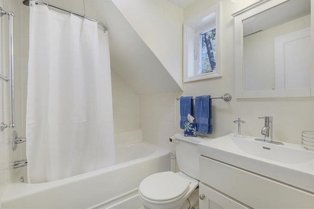 full bath with shower / bathtub combination with curtain, toilet, and vanity