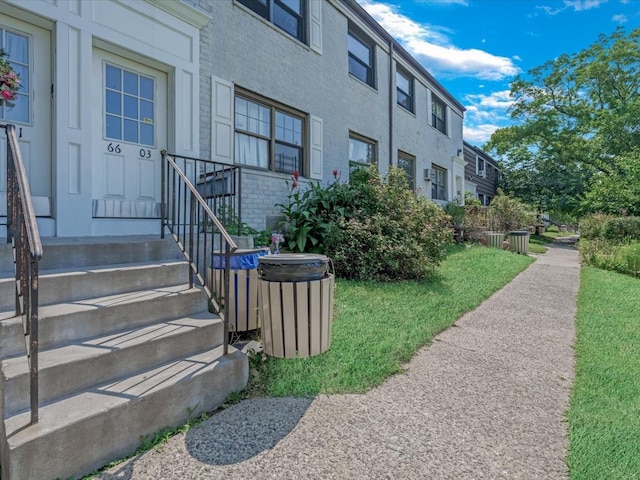 exterior space featuring a yard