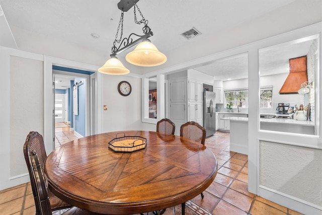 dining area with visible vents