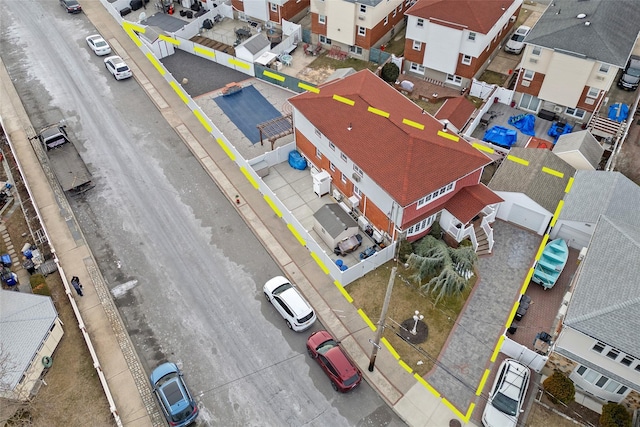 birds eye view of property featuring a residential view