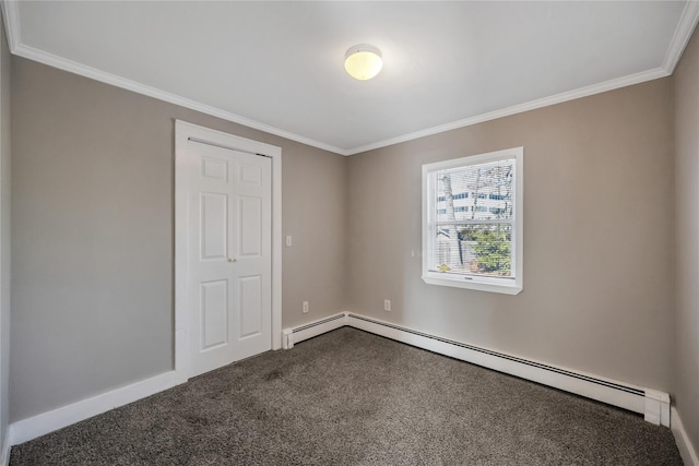 unfurnished bedroom with carpet floors, baseboards, ornamental molding, and baseboard heating