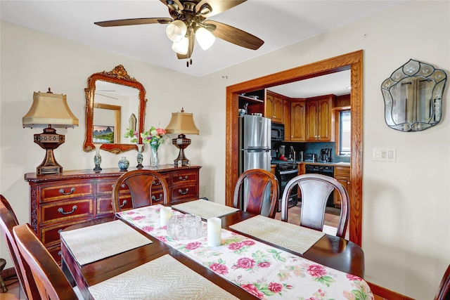 dining area featuring ceiling fan