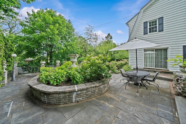 2711 Edgehill Ave, Bronx, NY 10463 - view of patio / terrace featuring outdoor dining space