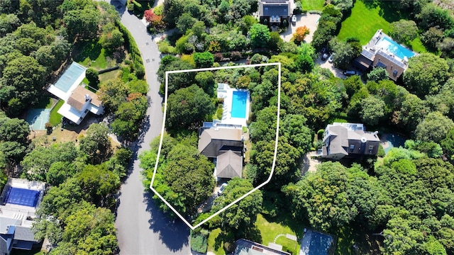 29 Kenwood Rd, Southampton, NY 11968 - aerial view