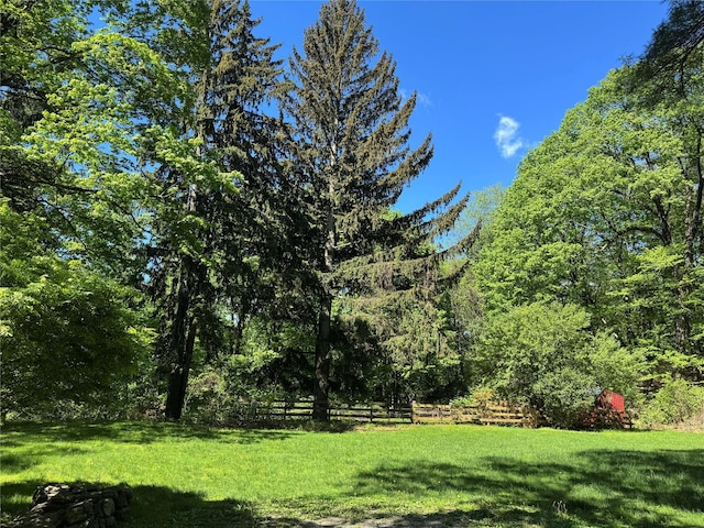200 Chestnut Ridge Rd, Bedford Corners, NY 10549 - photo 2