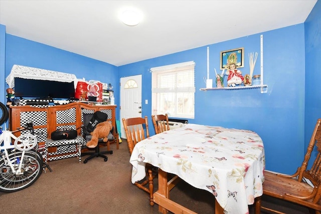 bedroom featuring carpet floors