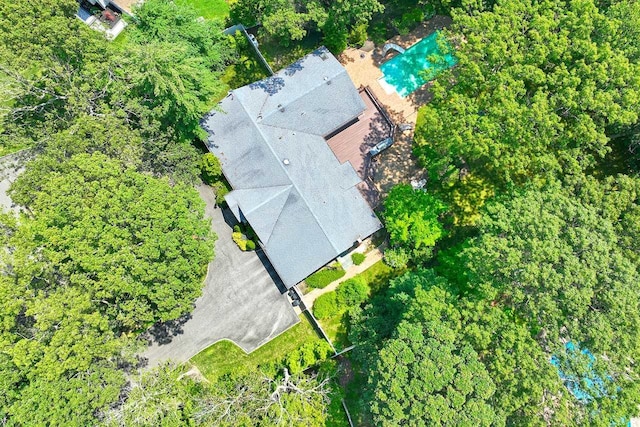 4 Hunting Hill Dr, Dix Hills, NY 11746 - drone / aerial view