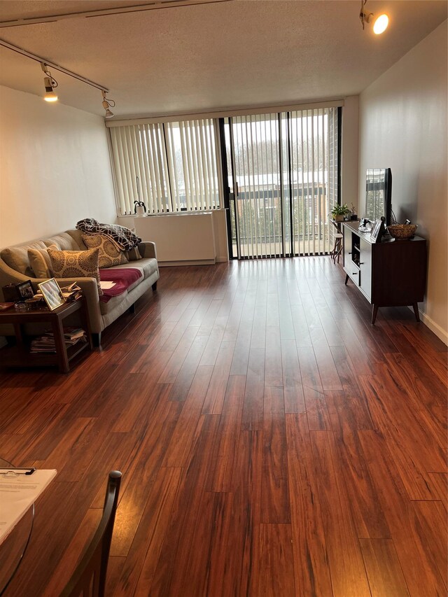 1 Bay Club Dr Unit 5B, Bayside, NY 11360 - photo 4