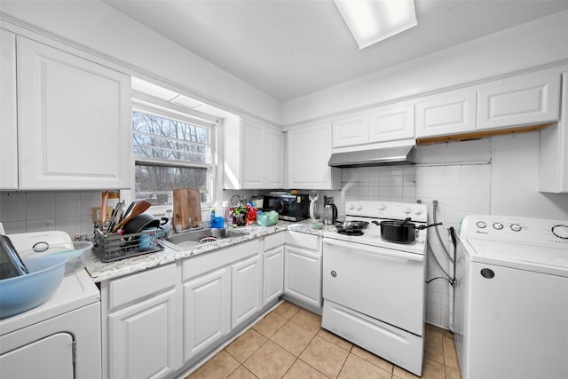 kitchen with white electric stove, decorative backsplash, white cabinetry, a sink, and under cabinet range hood