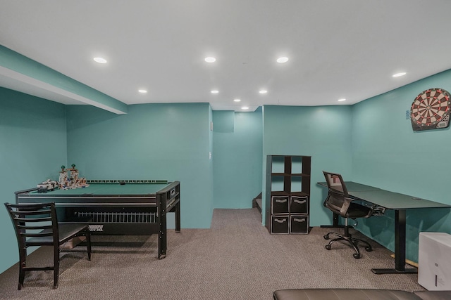 office space featuring carpet floors and recessed lighting