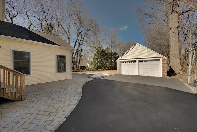 view of detached garage