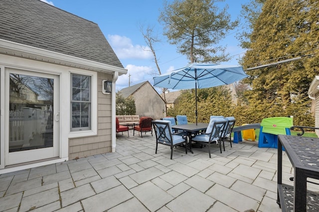 view of patio / terrace with outdoor dining area and outdoor lounge area