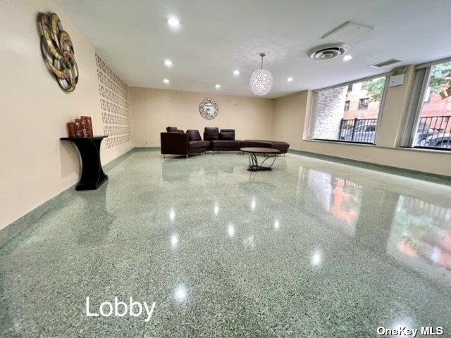 game room with recessed lighting, visible vents, baseboards, and speckled floor