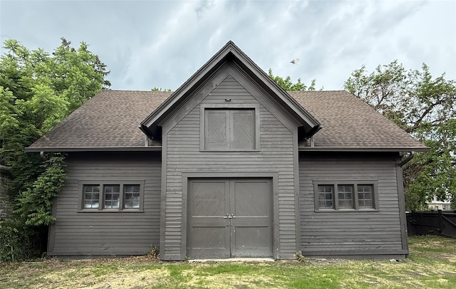 25 Prospect Ave, Catskill, NY 12414 - back of house featuring roof with shingles
