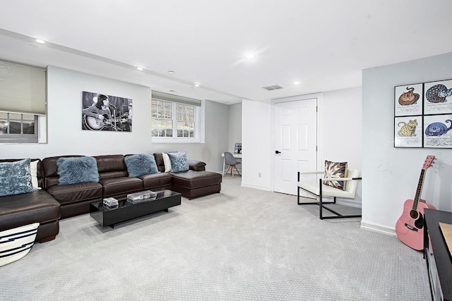 living area with carpet floors, recessed lighting, and baseboards