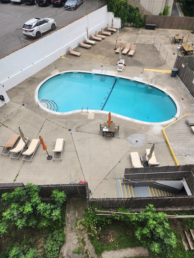 2390 Palisade Ave Unit 5J, Bronx, NY 10463 - community pool featuring a patio area