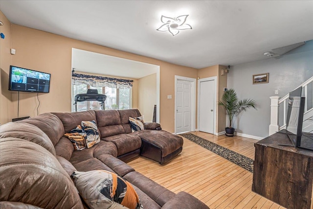 113-21 203rd St, Saint Albans, NY 11412 - photo 5
