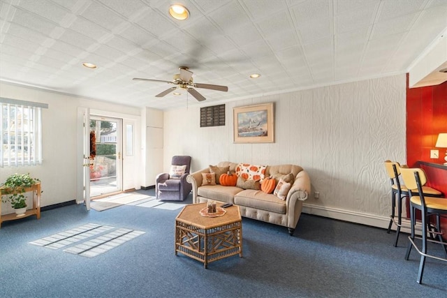 living area featuring recessed lighting, carpet flooring, ceiling fan, and baseboards