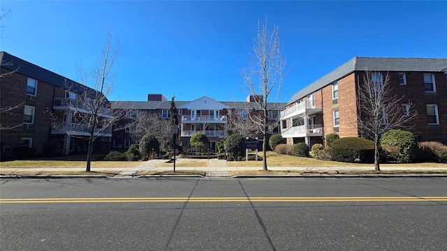 120 Morris Ave Unit B17, Rockville Centre, NY 11570 - view of property
