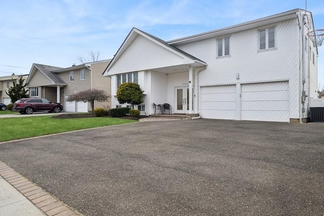 view of front of house with driveway and an attached garage