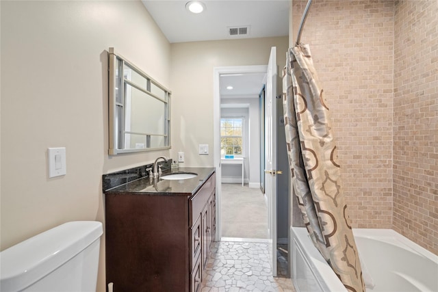 bathroom featuring visible vents, toilet, shower / bathtub combination with curtain, vanity, and recessed lighting