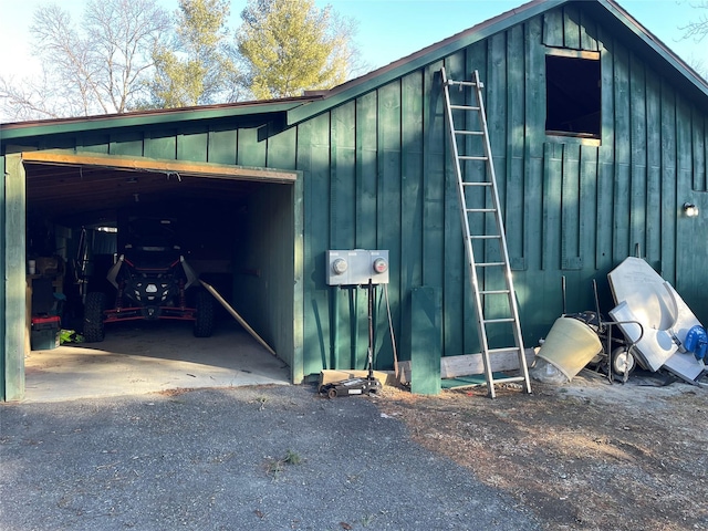 view of pole building featuring a garage