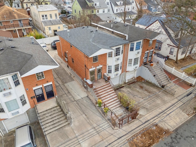 birds eye view of property featuring a residential view