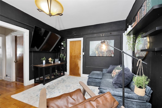 3709 20th Rd, Astoria, NY 11105 - view of living area