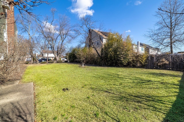 view of yard featuring fence