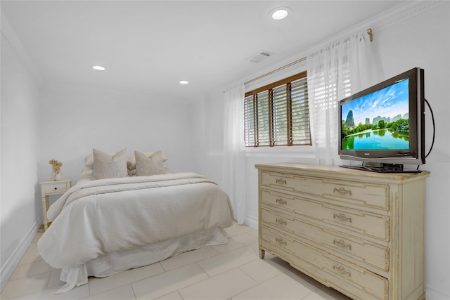 bedroom featuring baseboards, light tile patterned flooring, visible vents, and recessed lighting