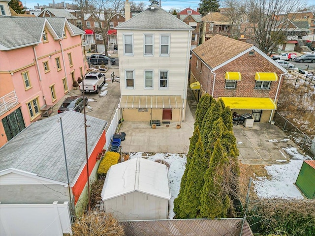 aerial view featuring a residential view