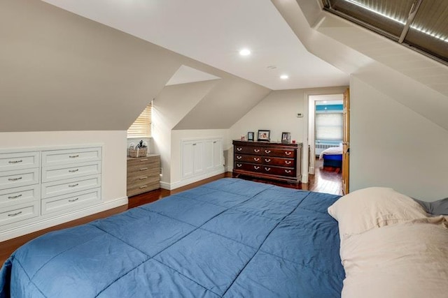 bedroom featuring baseboards, vaulted ceiling, dark wood-style flooring, and recessed lighting